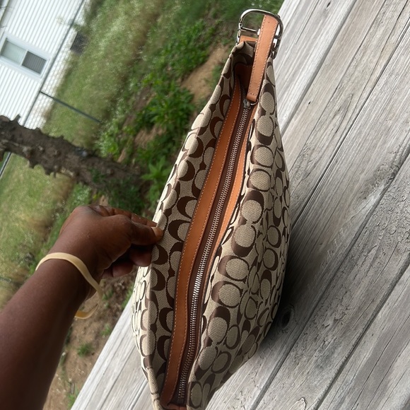 COACH - Picture 8 of 16